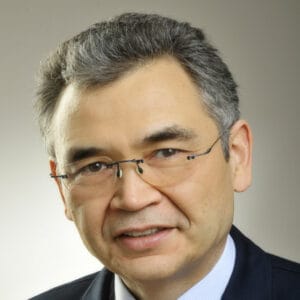 Portrait Dr. Makoto Makabe